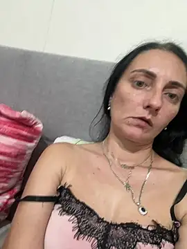 Snapshot of Miroslava1247 chatting on May 29, 8:37 pm Miroslava1247 online show from May 29, 8:37 pm