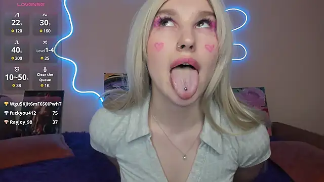 Snapshot of EvelinaLuu chatting on February 28, 7:37 am EvelinaLuu online show from February 28, 7:37 am