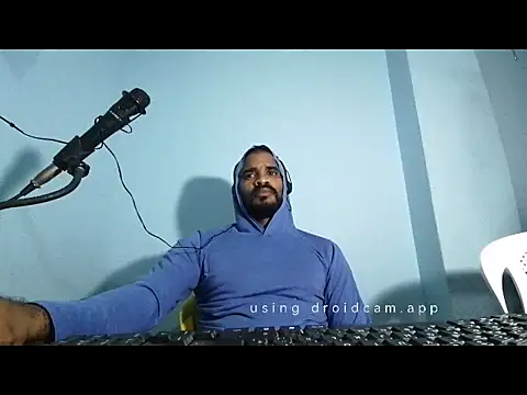 Snapshot of YOX22 chatting on March 18, 4:40 am YOX22 online show from March 18, 4:40 am