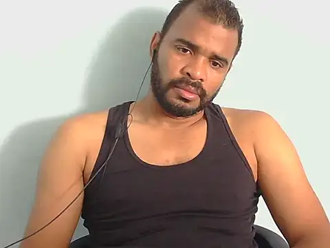 Snapshot of YOX22 chatting on October 2, 1:58 pm YOX22 online show from October 2, 1:58 pm