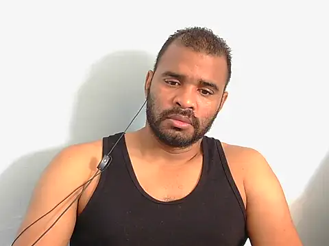 Snapshot of YOX22 chatting on September 25, 2:01 pm YOX22 online show from September 25, 2:01 pm