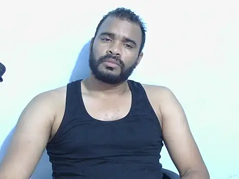 Snapshot of YOX22 chatting on October 10, 4:46 am YOX22 online show from October 10, 4:46 am