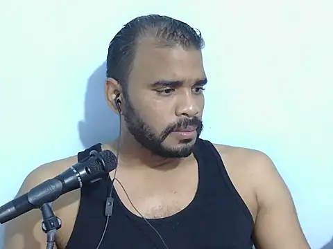 Snapshot of YOX22 chatting on September 28, 5:14 am YOX22 online show from September 28, 5:14 am