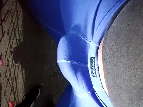 Snapshot of YOX22 chatting on March 3, 5:26 am YOX22 online show from March 3, 5:26 am