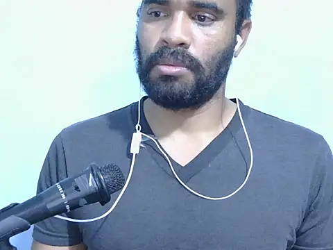 Snapshot of YOX22 chatting on March 27, 3:04 am YOX22 online show from March 27, 3:04 am