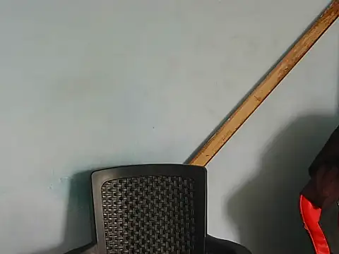 Snapshot of YOX22 chatting on October 30, 1:31 pm YOX22 online show from October 30, 1:31 pm