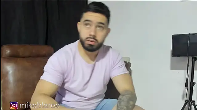 mikeblaree online show from November 17, 4:55 pm