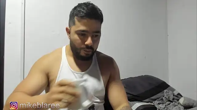 mikeblaree online show from October 28, 3:00 pm