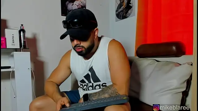 mikeblaree online show from January 14, 8:12 pm