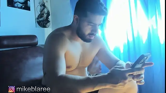 mikeblaree online show from November 22, 7:13 pm