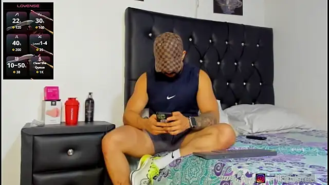 mikeblaree online show from March 3, 6:59 pm