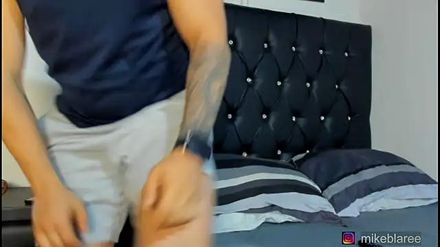 mikeblaree online show from February 10, 10:20 pm