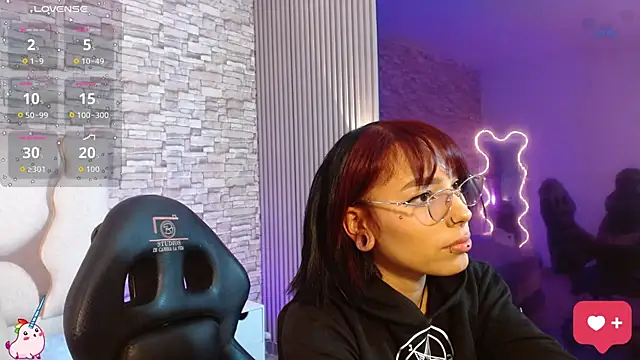 Issa tay1 online show from October 23, 7:34 pm