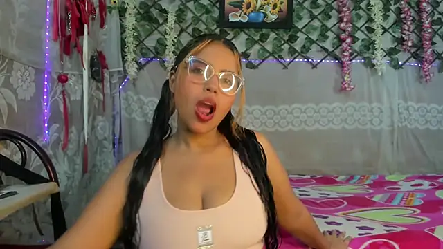 Snapshot of leandro49112 chatting on February 16, 9:02 pm leandro49112 online show from February 16, 9:02 pm