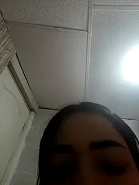 Snapshot of kimbadazz chatting on February 9, 8:21 am kimbadazz online show from February 9, 8:21 am