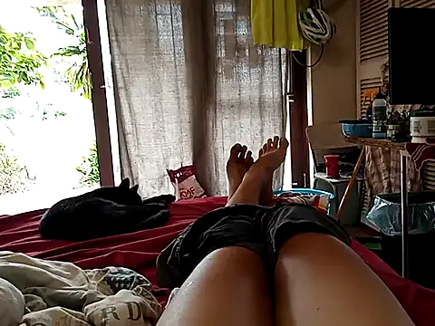 Invisibledickman online show from April 3, 9:49 am
