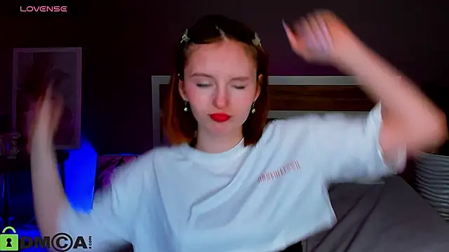 Snapshot of Snega_Ginder chatting on March 17, 2:08 am Snega Ginder online show from March 17, 2:08 am