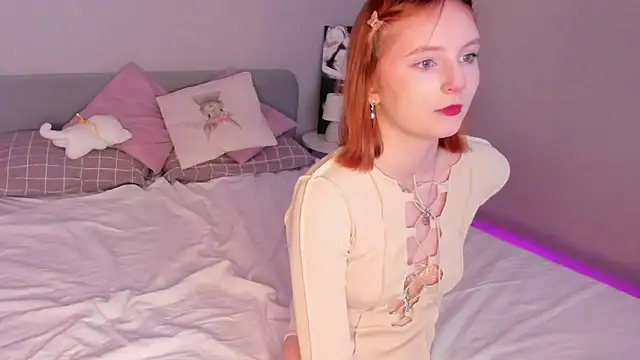 Snapshot of Snega_Ginder chatting on March 11, 11:44 am Snega Ginder online show from March 11, 11:44 am