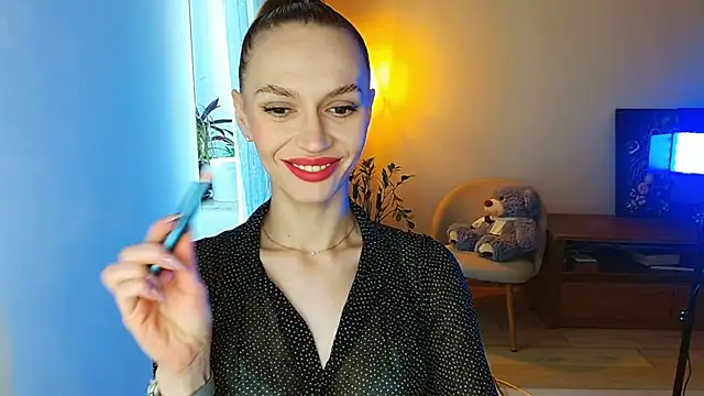 Lady Sunshine  online show from March 7, 8:54 am