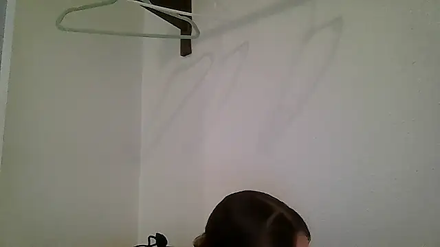 Snapshot of ShysluutGia chatting on June 30, 12:32 am ShysluutGia online show from June 30, 12:32 am