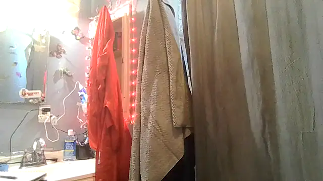 ShysluutGia online show from April 11, 9:40 pm