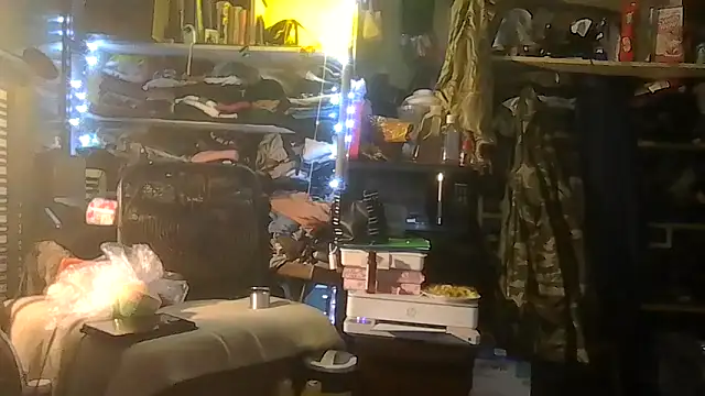 ShysluutGia online show from April 11, 7:05 am