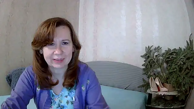 Snapshot of Starsan chatting on February 9, 8:43 am Starsan online show from February 9, 8:43 am