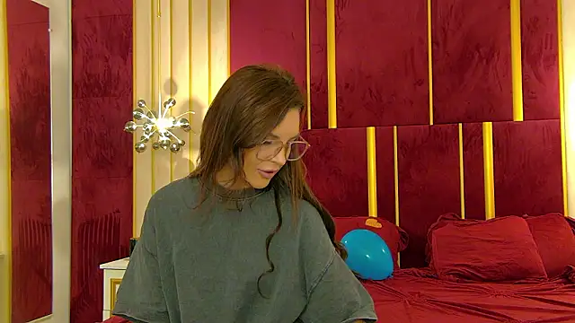 ChloeSins  online show from February 11, 4:34 am