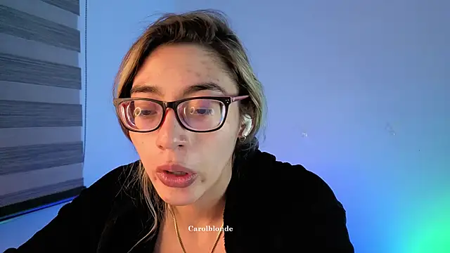 Carolblonde online show from June 3, 3:40 am