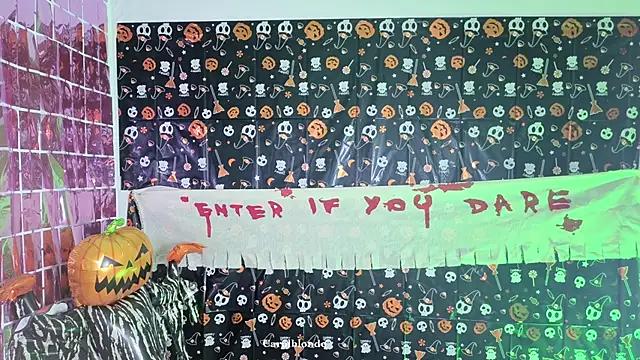 Carolblonde online show from November 2, 10:26 pm