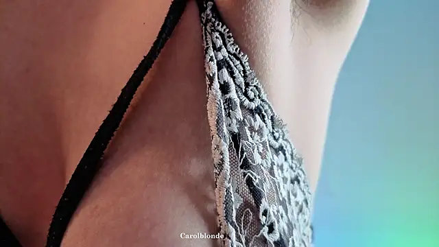 Carolblonde online show from March 19, 1:38 am