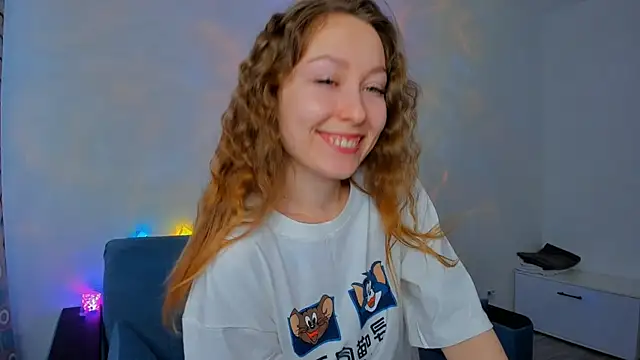Snapshot of marilinaal chatting on February 12, 4:12 am marilinaal online show from February 12, 4:12 am