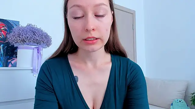 Snapshot of marilinaal chatting on September 11, 7:30 am marilinaal online show from September 11, 7:30 am