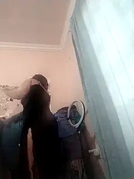 prettiechanti online show from October 14, 3:56 pm