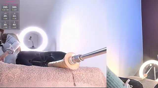 luciana hunters online show from December 2, 12:40 pm