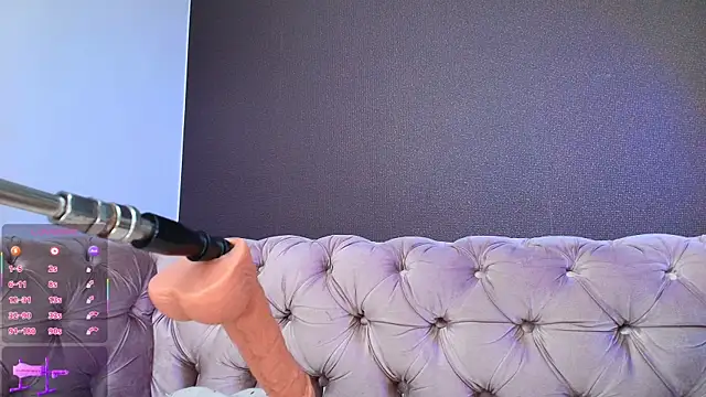 luciana hunters online show from October 3, 4:41 pm