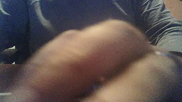 Snapshot of lanata chatting on November 15, 12:03 am lanata online show from November 15, 12:03 am