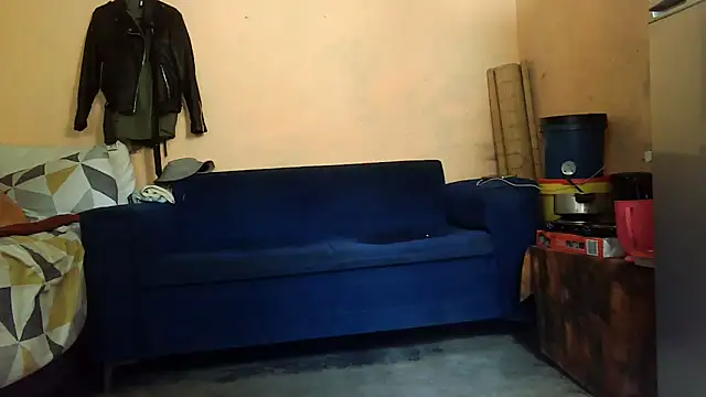 01applebottom online show from September 13, 12:49 pm