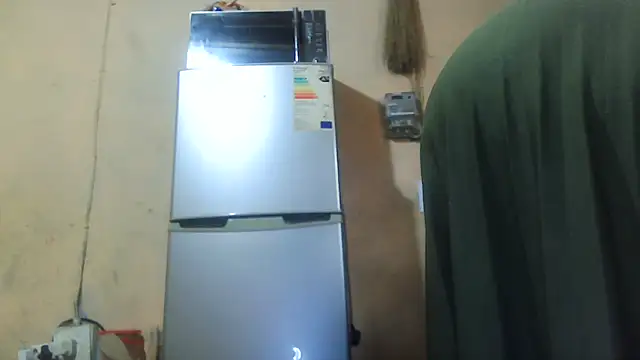 01applebottom online show from November 4, 10:08 am