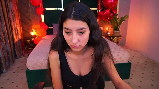 CharmMocco online show from February 28, 2:09 pm