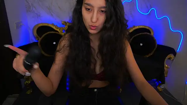 CharmMocco online show from March 16, 7:15 am