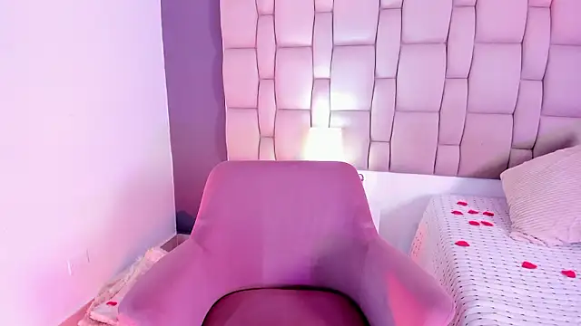 Mia cm online show from February 16, 8:07 pm