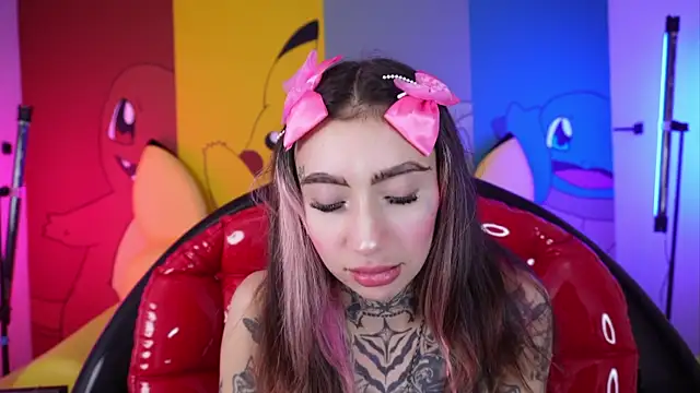 miss   angel online show from December 18, 12:05 am