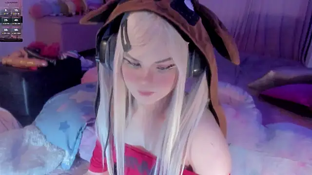 Snapshot of Angelica_Reborn chatting on October 5, 1:07 am Angelica Reborn online show from October 5, 1:07 am