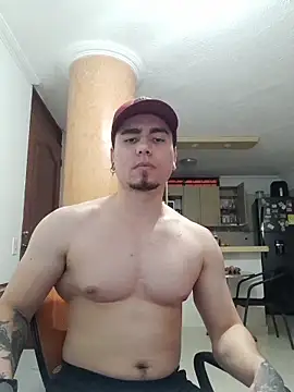 Snapshot of Logan_Roy18 chatting on November 14, 7:28 pm Logan Roy18 online show from November 14, 7:28 pm