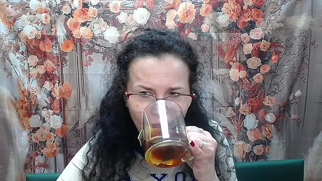 Snapshot of Miroslava_Happi chatting on May 22, 5:38 am Miroslava Happi online show from May 22, 5:38 am