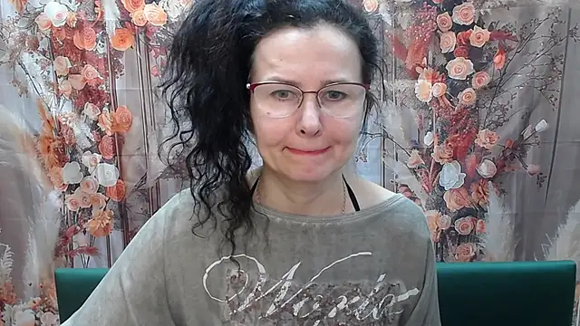 Miroslava Happi online show from March 1, 6:24 am