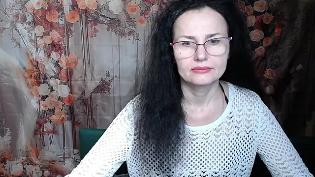 Miroslava Happi online show from February 13, 6:57 am