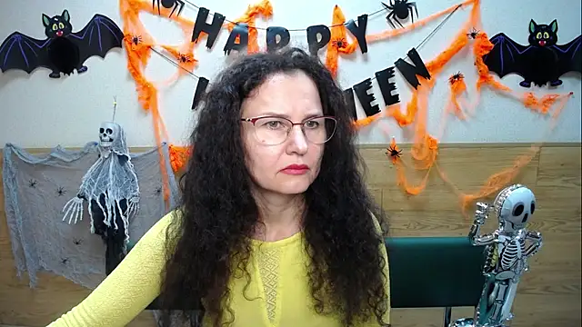 Miroslava Happi online show from October 27, 6:47 am