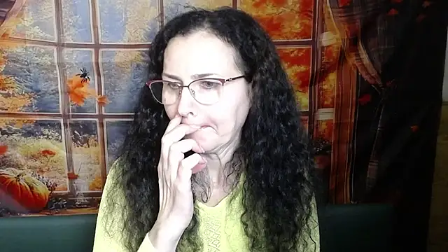 Miroslava Happi online show from December 4, 6:34 am